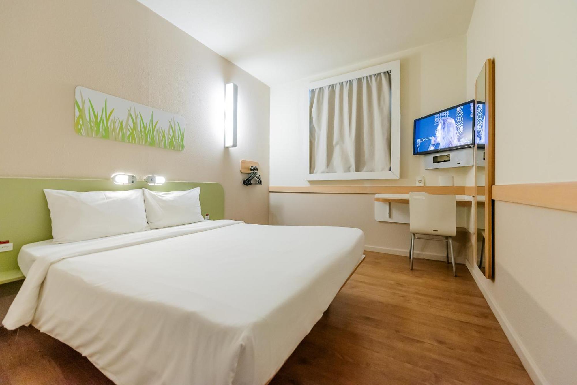 Ibis Budget Vitoria Exterior photo